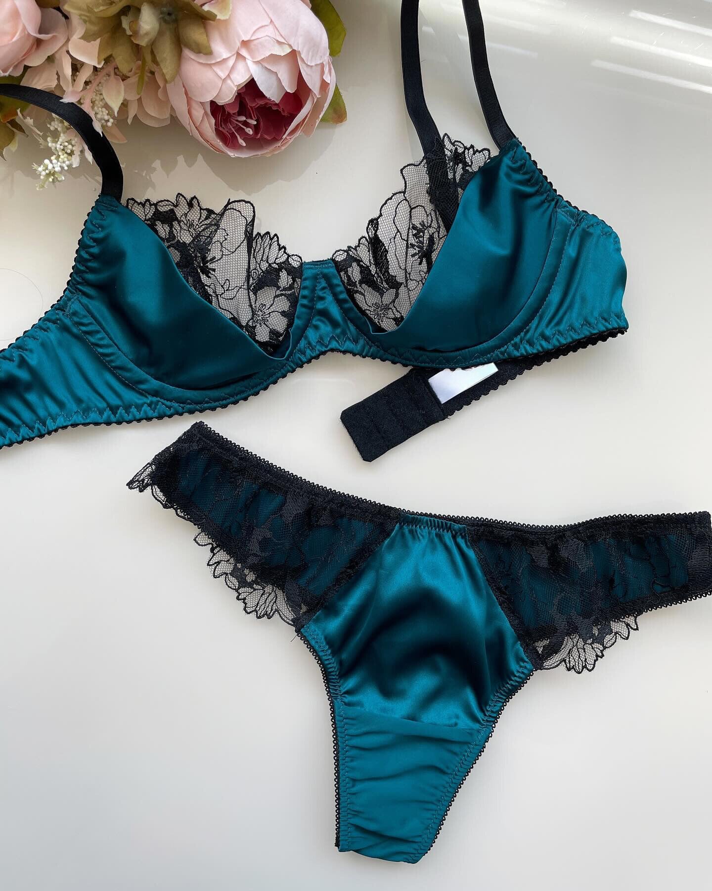 Mon Belle Garter Belt by Angie's Showroom