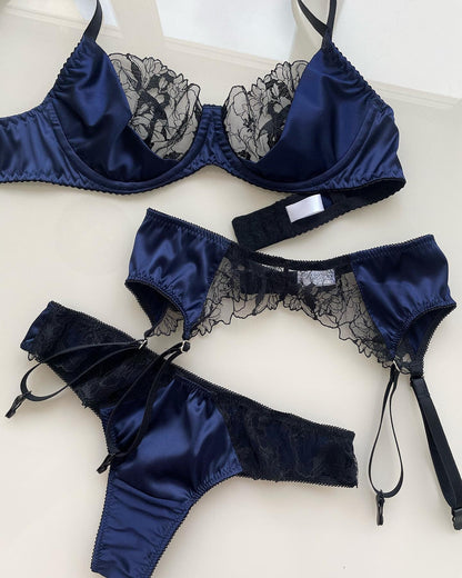 Mon Belle Garter Belt by Angie's Showroom